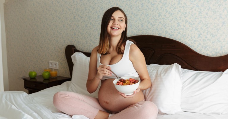 Enjoos na gravidez: como encarar o desconforto e quais alimentos podem ajudar?