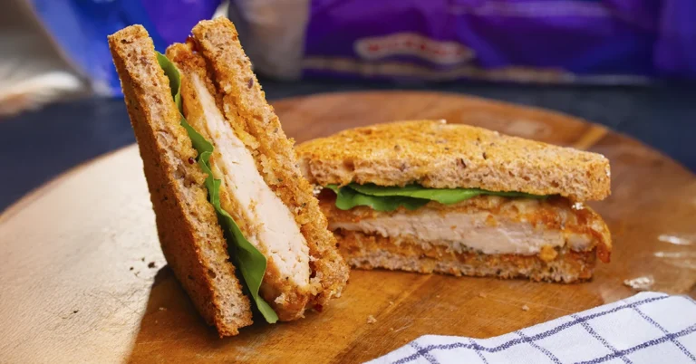 Sanduíche de Frango Crocante com Espinafre